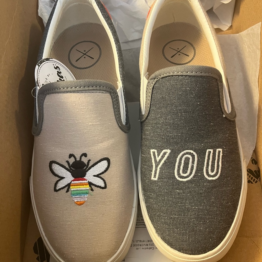 Inkkas Bee You slip ons. Size 6. Never worn and a discontinued item!!